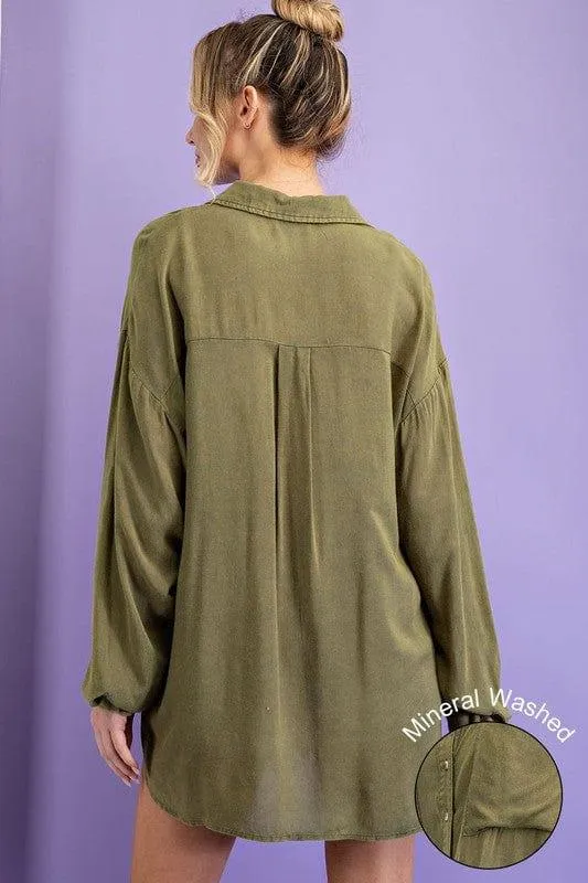 Essential long sleeve button up mineral olive wash